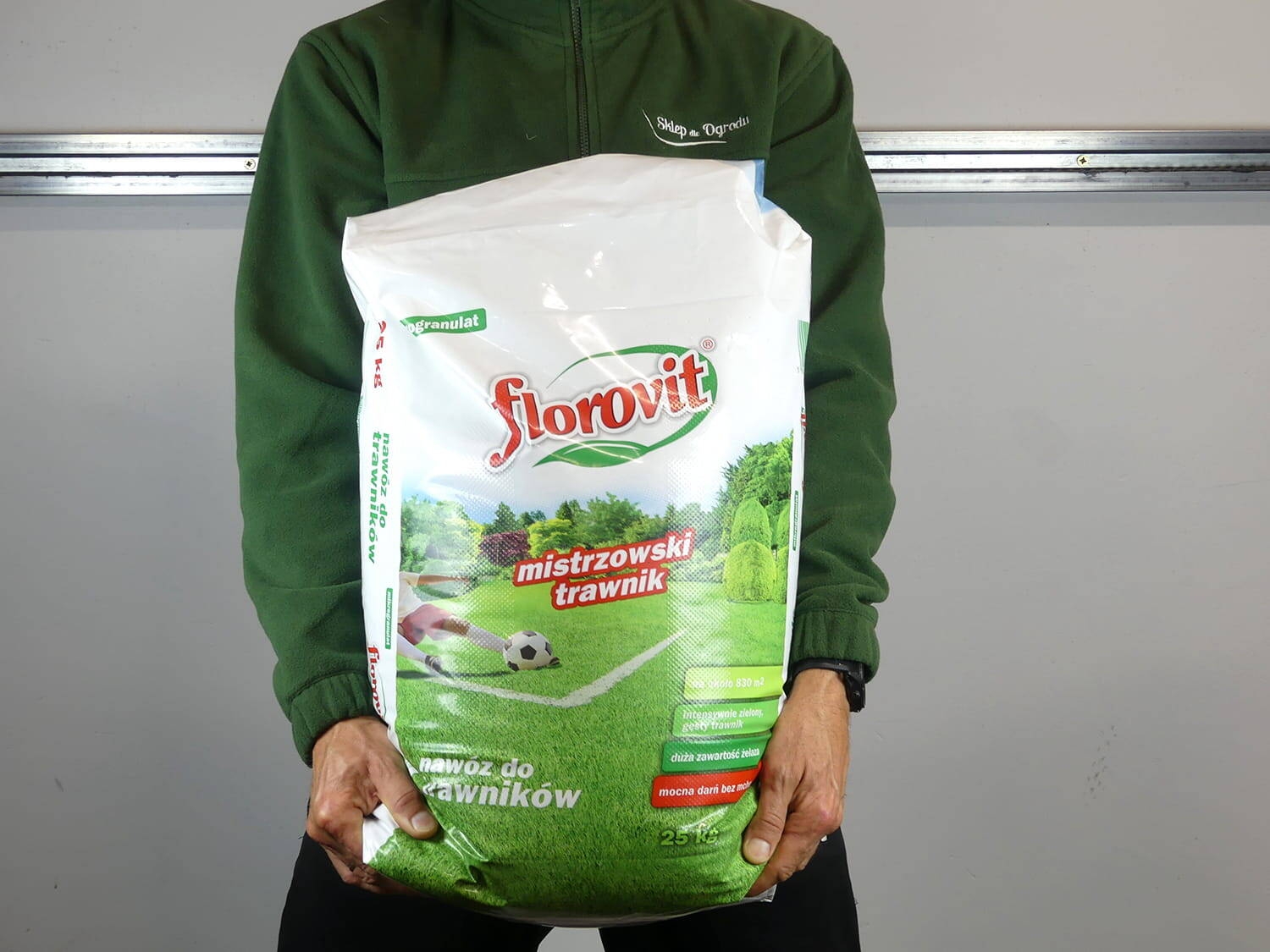 Nawóz Do Trawników – Mistrzowski Trawnik – 25 kg Florovit